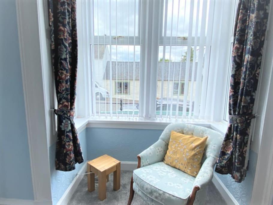 St John'S Flat Spacious Accomodation Dalry  Exterior photo